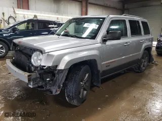 2016 Jeep Patriot Sport with VIN 1C4NJPBB3GD711088, listed as a Copart auction lot 49688745 with 100,461 mi miles and Salvage Title. Bid and sale history available at carsss.com. Image 1.