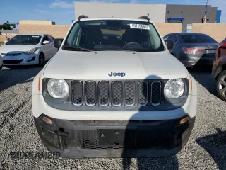 2016 Jeep Renegade Sport with VIN ZACCJAAT3GPD50865, listed as a Copart auction lot 49716695 with 77,712 mi miles and Salvage Title. Bid and sale history available at DreamBid. Image 5.