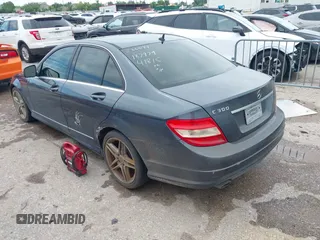 2009 Mercedes-Benz C 300 Sport с VIN WDDGF54X89R041489, выставлен на аукционе IAAI как лот 42363616 с пробегом 212 188 миль миль и . История ставок и продаж доступна на DreamBid. Изображение 3.