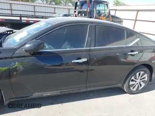 2019 Nissan Altima S with VIN 1N4BL4BV0KC220973, listed as a IAAI auction lot 41826949 with 71,177 mi miles and . Bid and sale history available at DreamBid. Image 14.