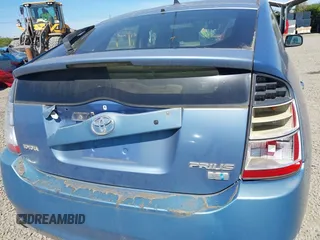 2004 Toyota Prius with VIN JTDKB20U540109710, listed as a IAAI auction lot 42208286 with 277,935 mi miles and . Bid and sale history available at DreamBid. Image 6.