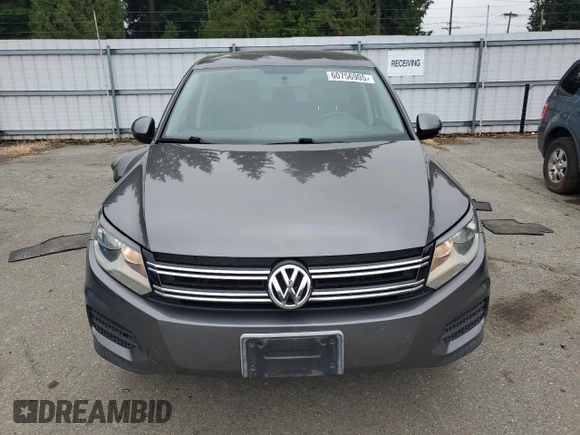 2012 Volkswagen Tiguan SE with VIN WVGAV7AX7CW078203, listed as a Copart auction lot 60756905 with 106,238 mi miles and Clean title. Bid and sale history available at DreamBid. Image 5.