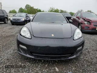 2012 Porsche Panamera S z VIN WP0AB2A70CL060028, wystawiony jako Copart lot #55643795 z przebiegiem 172 673 mil mil oraz Tytuł czysty. Historia ofert i sprzedaży dostępna na DreamBid. Obrazek 5.