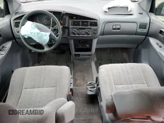 1999 Toyota Sienna CE z VIN 4T3GF19C7XU154663, wystawiony jako Copart lot #85240854 z przebiegiem 197 962 mil mil oraz Szkoda całkowita • Salvage title. Historia ofert i sprzedaży dostępna na DreamBid. Obrazek 8.
