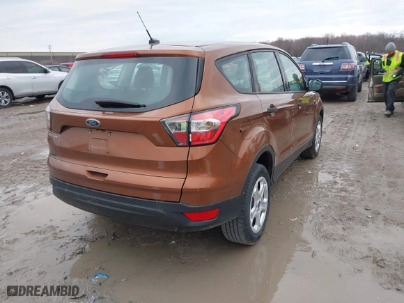 2017 Ford Escape S with VIN 1FMCU0F78HUB51156, listed as a IAAI auction lot 41845673 with 178,982 mi miles. Bid and sale history available at carsss.com. Image 4.