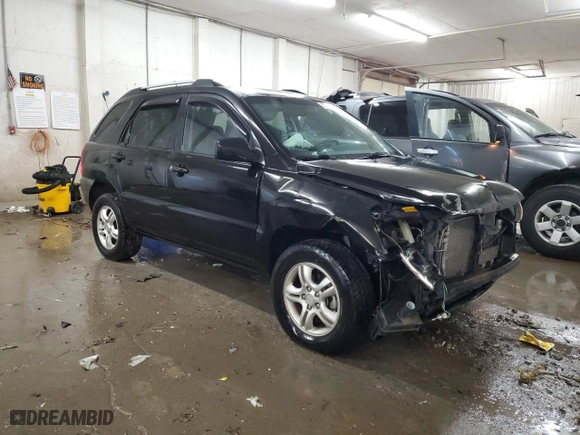 2008 Kia Sportage LX with VIN KNDJE723687532118, listed as a Copart auction lot 88684015 with 180,770 mi miles and Salvage Title. Bid and sale history available at carsss.com. Image 4.