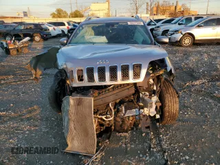 2020 Jeep Cherokee Altitude with VIN 1C4PJMLX8LD631264, listed as a Copart auction lot 78477994 with 0 mi miles and Non Repairable. Bid and sale history available at carsss.com. Image 5.