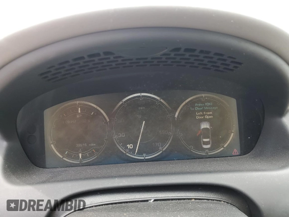 2011 Jaguar XJ with VIN SAJWA1CB9BLV05595, listed as a Copart auction lot 54947855 with 39,516 mi miles and Salvage title. Bid and sale history available at DreamBid. Image 9.