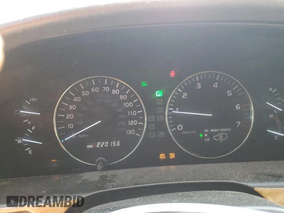 2006 Lexus LX 470 z VIN JTJHT00W264004516, wystawiony jako Copart lot #72607504 z przebiegiem 220 156 mil mil oraz Czysty tytuł • Clean title. Historia ofert i sprzedaży dostępna na DreamBid. Obrazek 9.