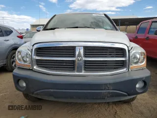 2006 Dodge Durango SLT with VIN 1D4HD48286F104619, listed as a Copart auction lot 77433824 with 221,631 mi miles and Salvage title. Bid and sale history available at DreamBid. Image 5.