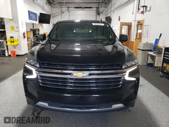 2021 Chevrolet Suburban LT z VIN 1GNSKCKD0MR179833, wystawiony jako Copart lot #52454765 z przebiegiem 95 989 mil mil oraz Czysty tytuł • Clean title. Historia ofert i sprzedaży dostępna na DreamBid. Obrazek 5.
