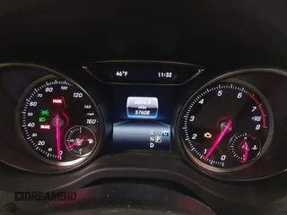 2019 Mercedes-Benz CLA 250 z VIN WDDSJ4GB8KN765229, wystawiony jako IAAI lot #41548902 z przebiegiem 57 608 mil mil oraz . Historia ofert i sprzedaży dostępna na DreamBid. Obrazek 7.
