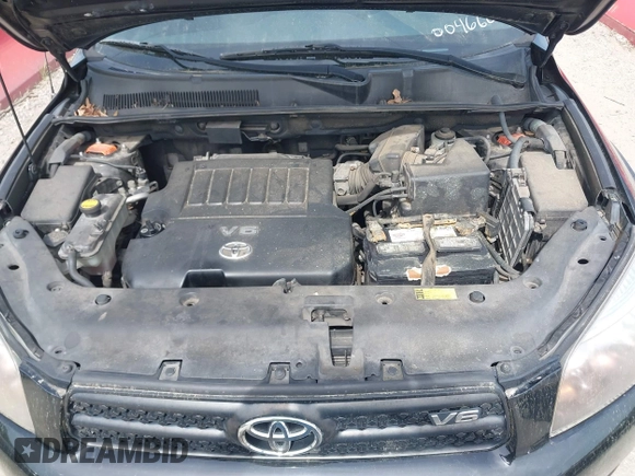 2006 Toyota RAV4 Sport with VIN JTMBK32V465004660, listed as a IAAI auction lot 42134217 with 190,680 mi miles. Bid and sale history available at carsss.com. Image 10.