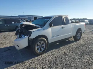 2008 Nissan Titan XE z VIN 1N6BA06A98N359140, wystawiony jako Copart lot #75695814 z przebiegiem 191 668 mil mil oraz Szkoda całkowita • Salvage title. Historia ofert i sprzedaży dostępna na DreamBid. Obrazek 1.