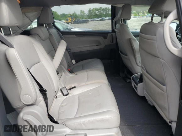 2018 Honda Odyssey Touring с VIN 5FNRL6H87JB028862, выставлен на аукционе Copart как лот 58856765 с пробегом 108 157 миль миль и Списание • Salvage title. История ставок и продаж доступна на DreamBid. Изображение 11.