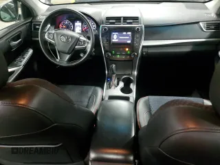 2015 Toyota Camry XLE z VIN 4T1BF1FK8FU921689, wystawiony jako Copart lot #55825225 z przebiegiem 116 438 mil mil oraz Szkoda całkowita • Salvage title. Historia ofert i sprzedaży dostępna na DreamBid. Obrazek 8.