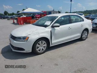 2013 Volkswagen Jetta SE z VIN 3VWDX7AJXDM297095, wystawiony jako IAAI lot #42664873 z przebiegiem 69 061 mil mil oraz . Historia ofert i sprzedaży dostępna na DreamBid. Obrazek 2.