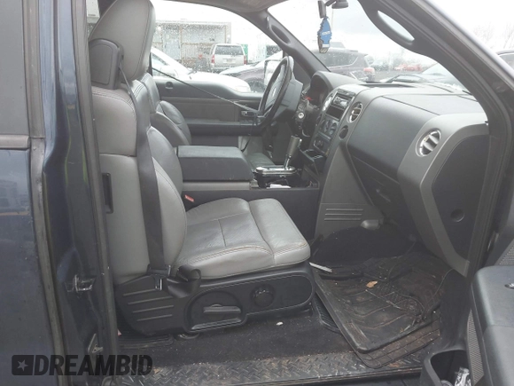 2005 Ford F-150 XLT с VIN 1FTPX04575KB65779, выставлен на аукционе IAAI как лот 41787252 с пробегом 191 941 миль миль и . История ставок и продаж доступна на DreamBid. Изображение 5.