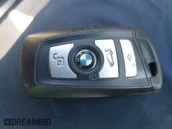 2011 BMW 5 Series 528i with VIN WBAFR1C59BC746992, listed as a IAAI auction lot 40175781 with 157,681 mi miles and . Bid and sale history available at carsss.com. Image 11.