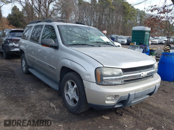 2004 Chevrolet TrailBlazer EXT LT with VIN 1GNET16S346227902, listed as a IAAI auction lot 41664189 with 131,750 mi miles. Bid and sale history available at carsss.com. Image 1.