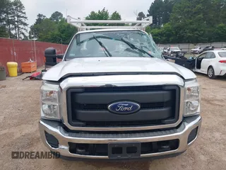 2015 Ford F-250 XL с VIN 1FDBF2A61FEC84669, выставлен на аукционе IAAI как лот 42207482 с пробегом 178 214 миль миль и . История ставок и продаж доступна на DreamBid. Изображение 18.