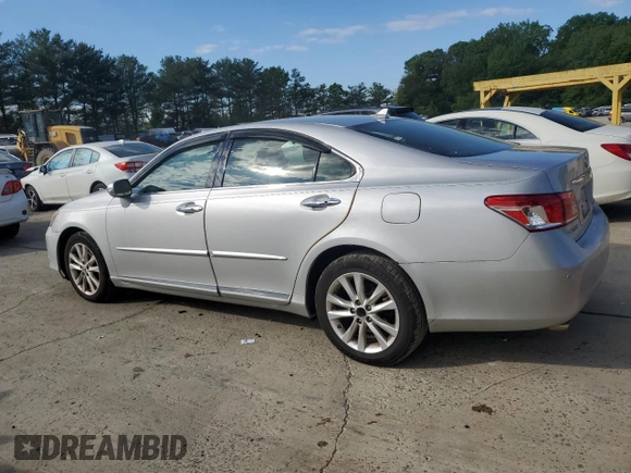 2010 Lexus ES 330 z VIN JTHBK1EG6A2383641, wystawiony jako Copart lot #56215275 z przebiegiem 183 889 mil mil oraz Szkoda całkowita • Salvage title. Historia ofert i sprzedaży dostępna na DreamBid. Obrazek 2.