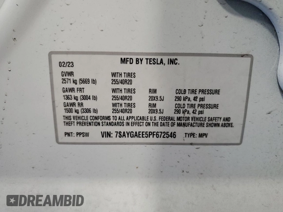 2023 Tesla Model Y Long Range z VIN 7SAYGAEE5PF672546, wystawiony jako Copart lot #42779065 z przebiegiem 27 570 mil mil oraz Nie do naprawy • Non repairable. Historia ofert i sprzedaży dostępna na DreamBid. Obrazek 14.