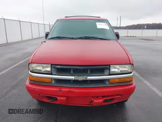 2002 Chevrolet Blazer LS с VIN 1GNDT13W02K196227, выставлен на аукционе IAAI как лот 40855163 с пробегом 159 544 миль миль и . История ставок и продаж доступна на DreamBid. Изображение 6.