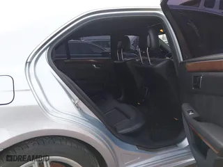 2013 Mercedes-Benz E-Class E 350 Luxury with VIN WDDHF8JB5DA678944, listed as a IAAI auction lot 41208242 with 101,834 mi miles. Bid and sale history available at carsss.com. Image 8.