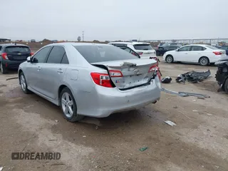 2012 Toyota Camry L with VIN 4T1BF1FKXCU060723, listed as a IAAI auction lot 41699365 with 211,767 mi miles. Bid and sale history available at carsss.com. Image 6.