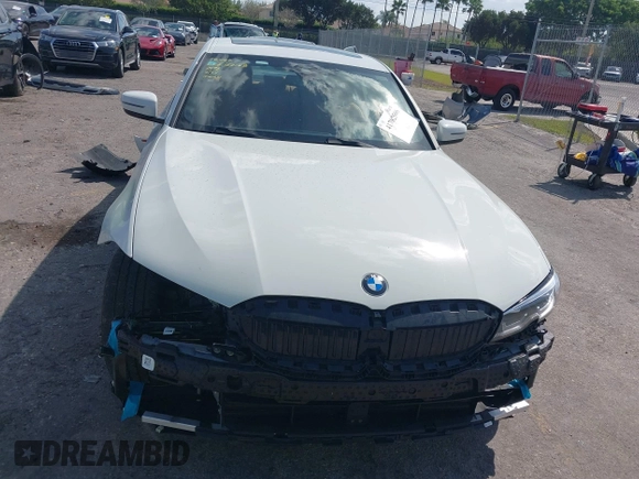 2022 BMW 3 Series 330i with VIN 3MW5R1J04N8C75820, listed as a IAAI auction lot 41702506 with 17,421 mi miles. Bid and sale history available at carsss.com. Image 13.