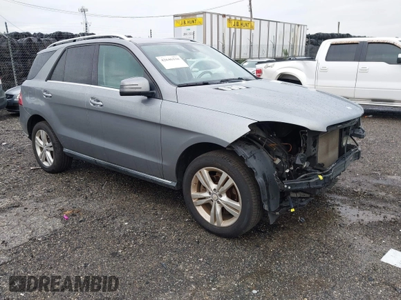 2013 Mercedes-Benz M 350 with VIN 4JGDA5HB9DA154879, listed as a IAAI auction lot 42646238 with 123,344 mi miles and . Bid and sale history available at DreamBid. Image 1.