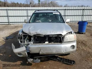 2005 Toyota Highlander with VIN JTEGP21A550056810, listed as a Copart auction lot 48812505 with 240,500 mi miles and Salvage Title. Bid and sale history available at carsss.com. Image 5.