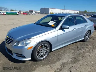 2013 Mercedes-Benz E-Class E 350 Luxury with VIN WDDHF5KB9DA708427, listed as a IAAI auction lot 41853672 with 164,477 mi miles. Bid and sale history available at carsss.com. Image 2.