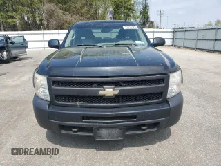 2009 Chevrolet Silverado 1500 Work Truck with VIN 1GCEK19069Z207199, listed as a Copart auction lot 51311125 with 114,759 mi miles and Salvage Title. Bid and sale history available at DreamBid. Image 5.