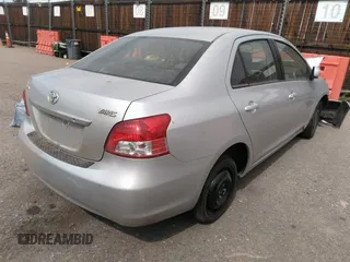 2007 Toyota Yaris with VIN JTDBT923571090567, listed as a IAAI auction lot 41838833 with Not Provided miles. Bid and sale history available at carsss.com. Image 4.