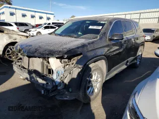 2018 Chevrolet Traverse LS with VIN 1GNEVFKW2JJ253383, listed as a Copart auction lot 72911683 with 125,589 mi miles. Bid and sale history available at carsss.com. Image 1.