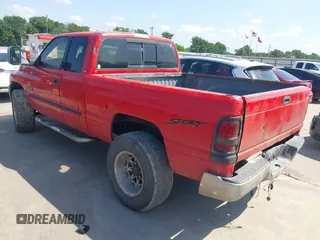 2001 Dodge 2500 with VIN 1B7KC23621J182016, listed as a IAAI auction lot 42212185 with 344,624 mi miles and . Bid and sale history available at DreamBid. Image 3.