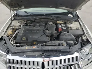 2008 Lincoln MKZ z VIN 3LNHM28T08R621554, wystawiony jako Copart lot #54532325 z przebiegiem 170 711 mil mil oraz Szkoda całkowita • Salvage title. Historia ofert i sprzedaży dostępna na DreamBid. Obrazek 11.