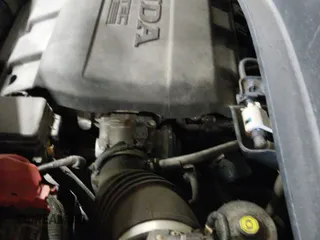 2013 Honda Pilot EX-L with VIN 5FNYF4H57DB056193, listed as a IAAI auction lot 43361917 with 163,618 mi miles and . Bid and sale history available at DreamBid. Image 18.