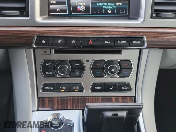 2013 Jaguar XF V6 SC with VIN SAJWJ0EF6D8S86708, listed as a Copart auction lot 87441624 with 95,164 mi miles and Clean Title. Bid and sale history available at carsss.com. Image 9.