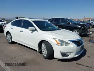 2014 Nissan Altima SL z VIN 1N4BL3AP9EC173704, wystawiony jako IAAI lot #42300470 z przebiegiem 139 036 mil mil oraz . Historia ofert i sprzedaży dostępna na DreamBid. Obrazek 1.