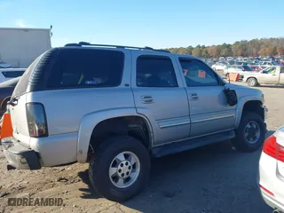 2005 Chevrolet Tahoe LT with VIN 1GNEC13T15R218984, listed as a IAAI auction lot 41017590 with 248,781 mi miles. Bid and sale history available at carsss.com. Image 13.