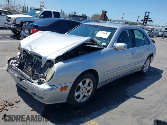 2002 Mercedes-Benz E-Class with VIN WDBJF65J32B485084, listed as a IAAI auction lot 41976183 with 1 mi miles. Bid and sale history available at carsss.com. Image 2.
