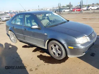 2004 Volkswagen Jetta GL z VIN 3VWRA69M64M044291, wystawiony jako IAAI lot #41882666 z przebiegiem 205 029 mil mil oraz . Historia ofert i sprzedaży dostępna na DreamBid. Obrazek 1.