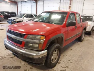 2007 Chevrolet Colorado LT w/1LT with VIN 1GCDT13E878191619, listed as a IAAI auction lot 41493302 with 213,137 mi miles. Bid and sale history available at carsss.com. Image 2.