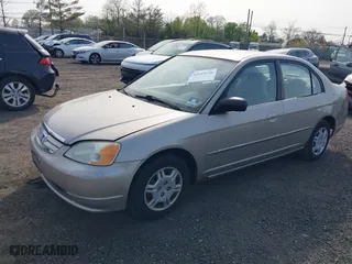 2002 Honda Civic LX with VIN 2HGES16592H524868, listed as a IAAI auction lot 42119246 with 132,514 mi miles. Bid and sale history available at carsss.com. Image 2.