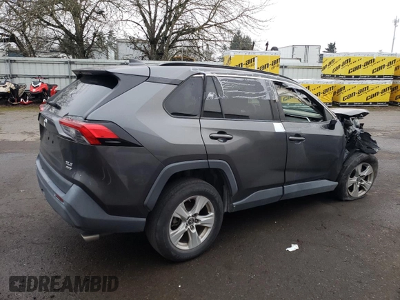2019 Toyota RAV4 XLE with VIN 2T3P1RFV8KC008141, listed as a Copart auction lot 88732985 with Not Provided miles and Salvage Title. Bid and sale history available at DreamBid. Image 3.