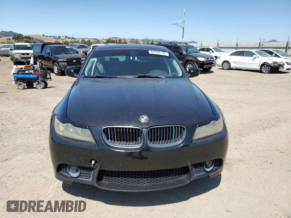 2011 BMW 3 Series 328i z VIN WBAPH5C58BA444037, wystawiony jako Copart lot #62957135 z przebiegiem 107 591 mil mil oraz Szkoda całkowita • Salvage title. Historia ofert i sprzedaży dostępna na DreamBid. Obrazek 5.