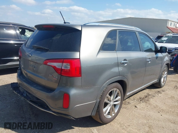 2014 Kia Sorento SX Limited with VIN 5XYKW4A75EG517578, listed as a IAAI auction lot 41769586 with 183,583 mi miles. Bid and sale history available at carsss.com. Image 4.